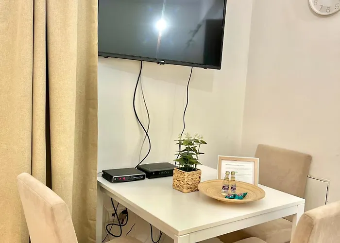 Urban Jungle Old Town Air Conditioned